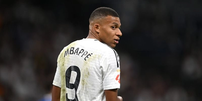 Kylian Mbappe đi vào lịch sử Champions League cùng Real Madrid